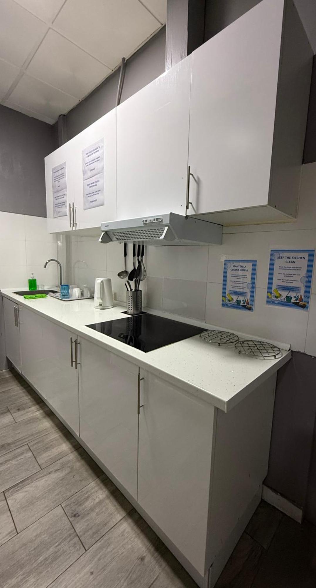 Hostel Rio Madrid Luaran gambar