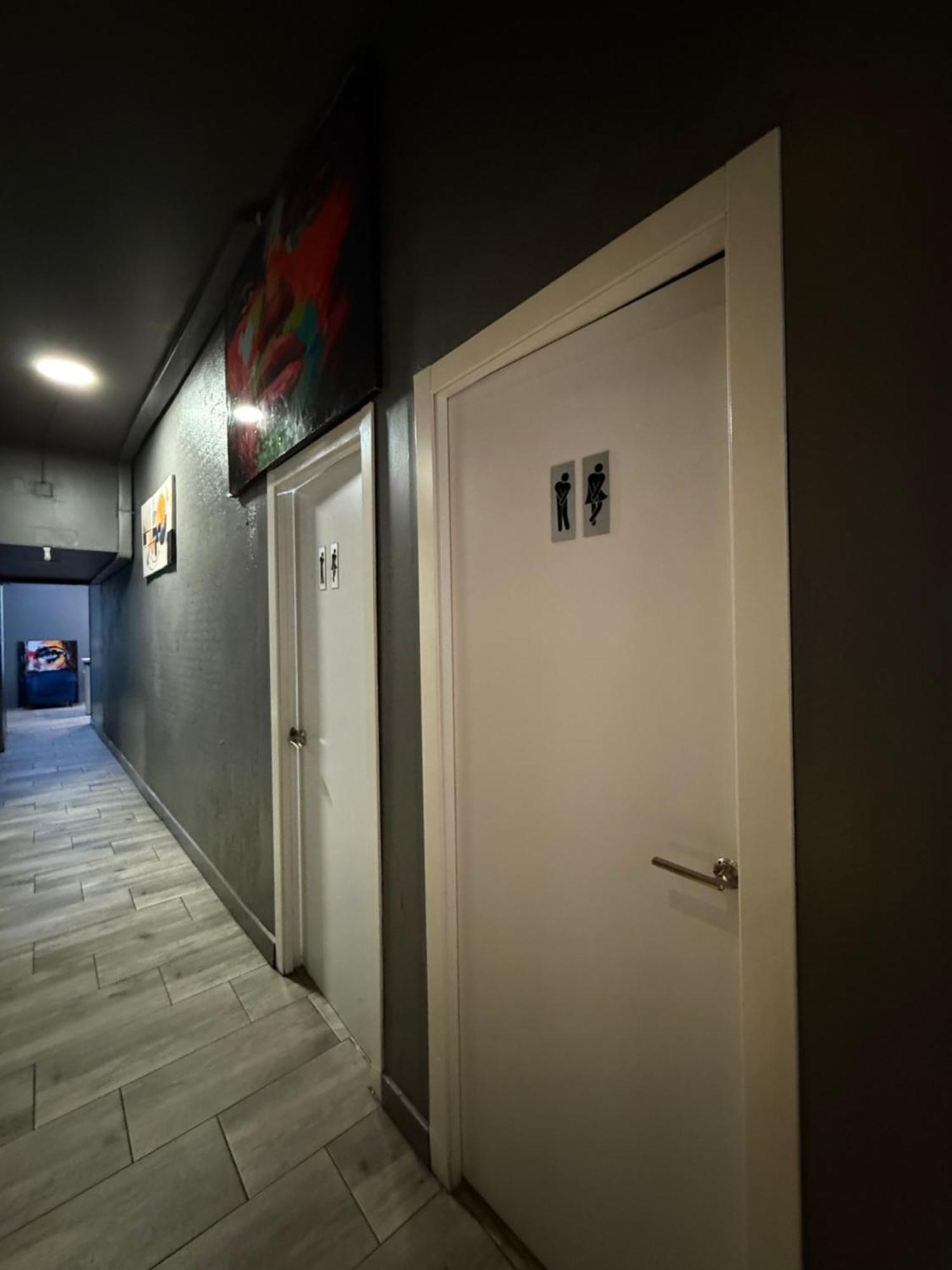 Hostel Rio Madrid Luaran gambar
