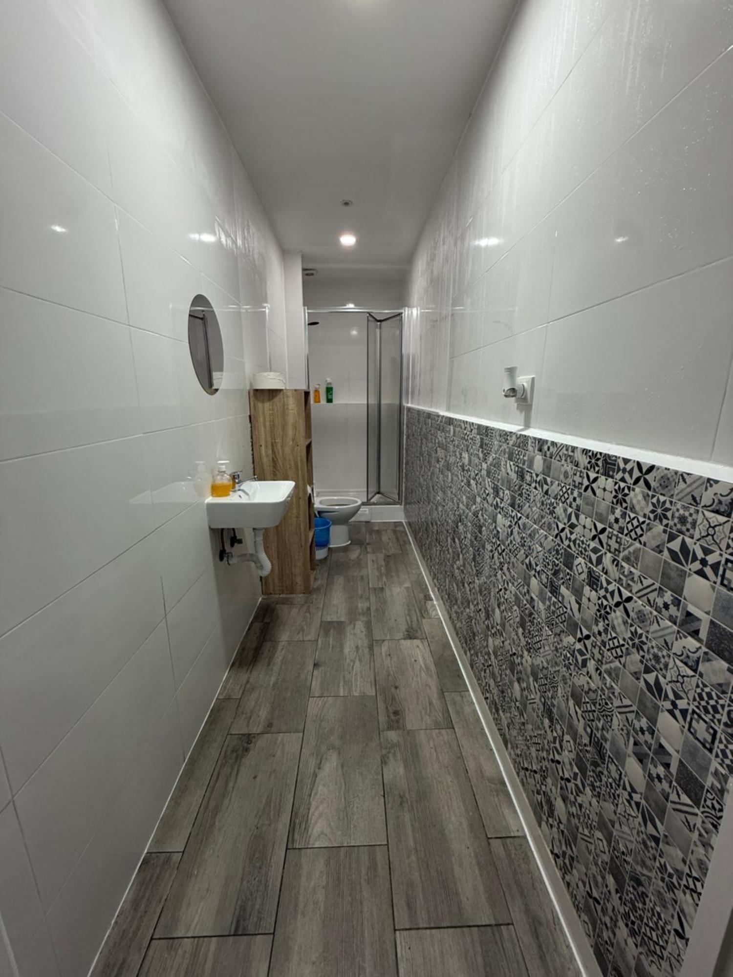 Hostel Rio Madrid Luaran gambar