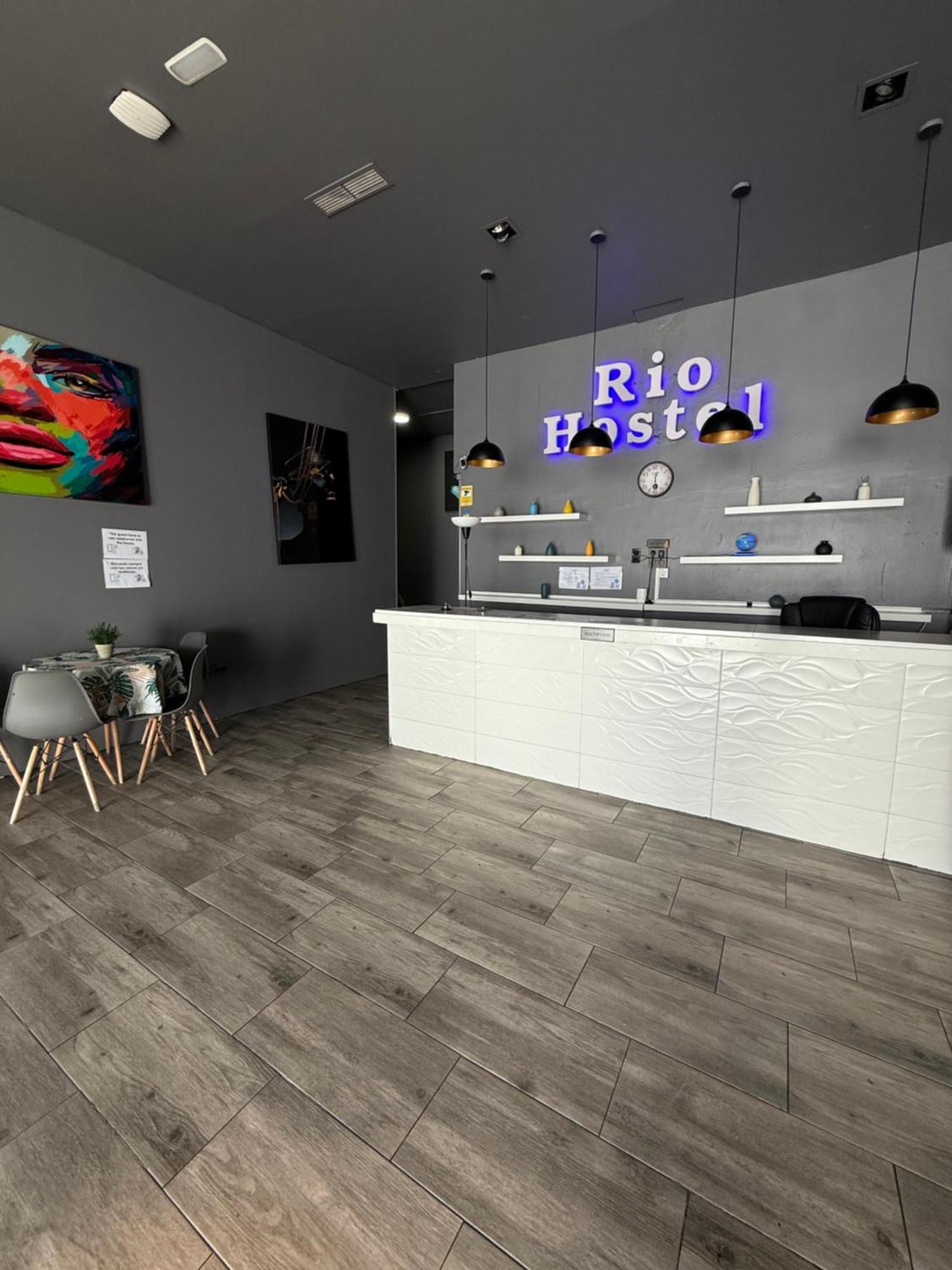Hostel Rio Madrid Luaran gambar