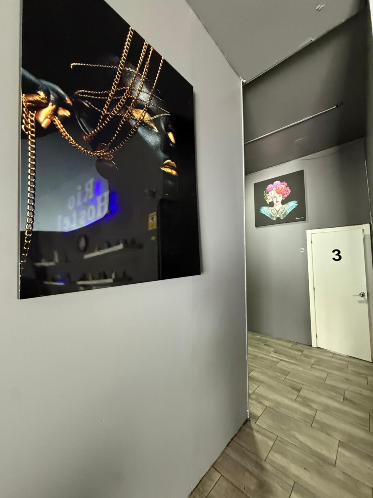 Hostel Rio Madrid Luaran gambar