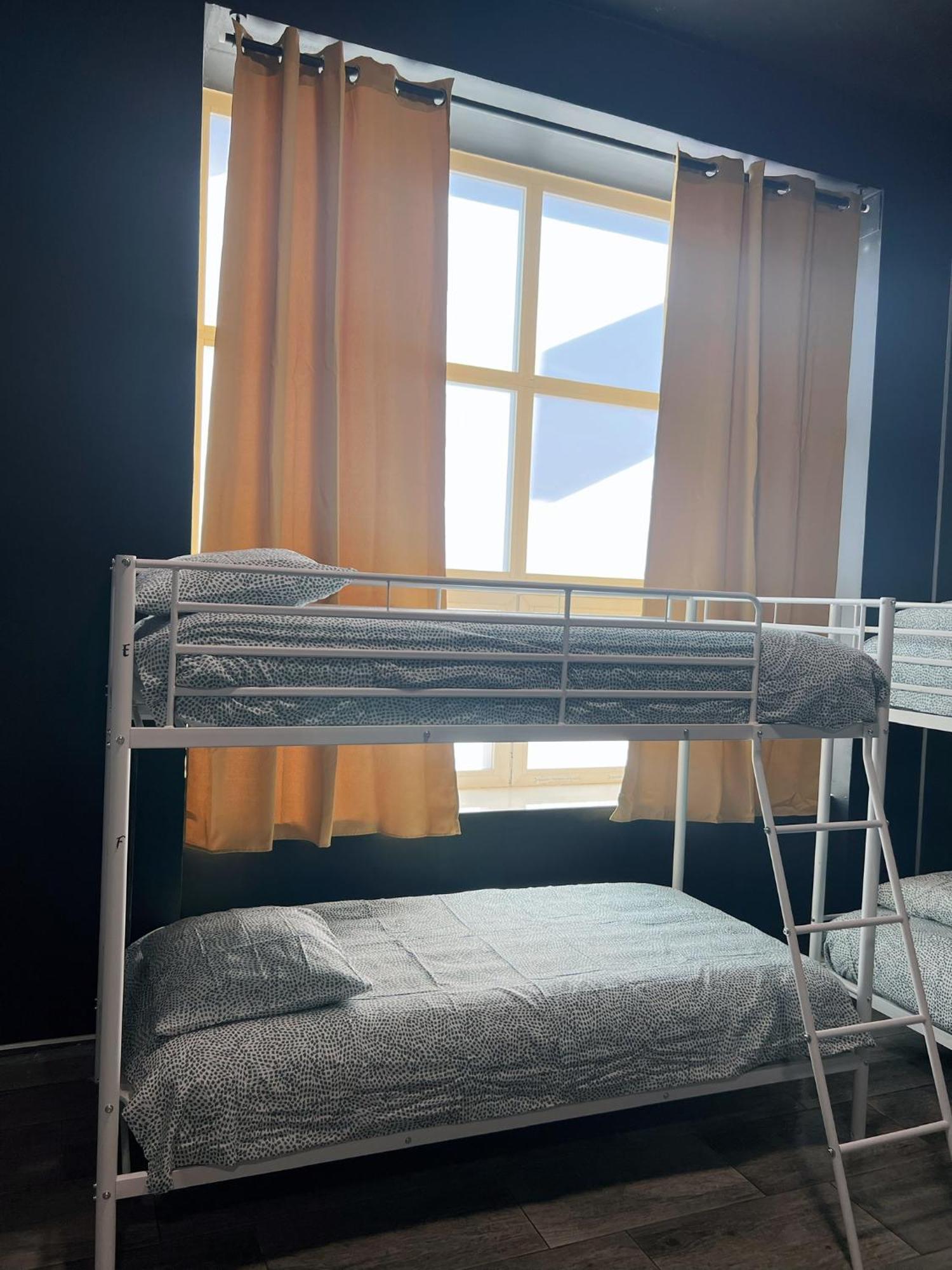 Hostel Rio Madrid Luaran gambar